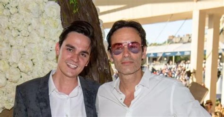 Alain Frachon Parents