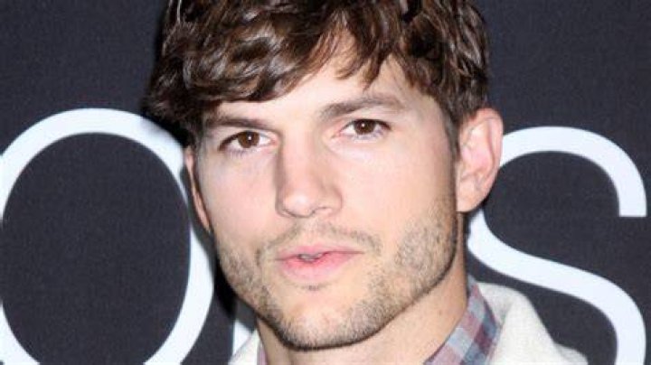 Ashton Kutcher Might've Fathered January Jones' Baby?