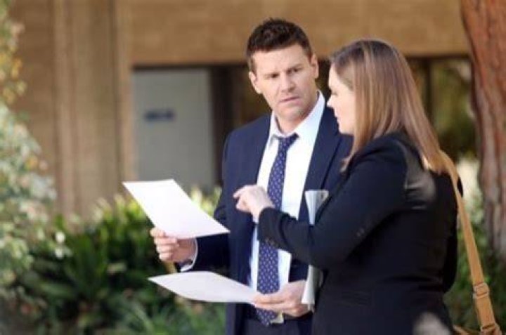 Bones Recap - Mini Golf Murder: Season 10 Episode 14 "The Putter in the Rough"
