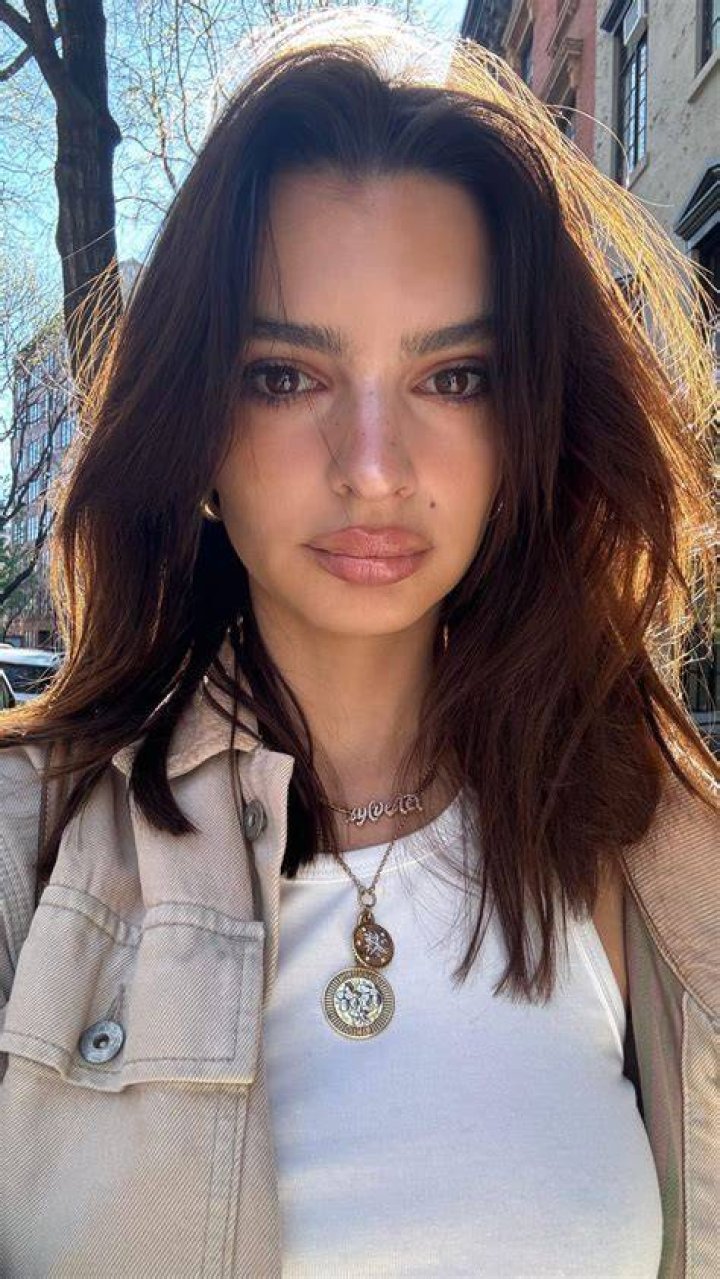 emily_ratajkowski