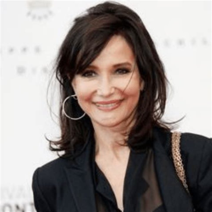 Evelyne Bouix Taille Poids