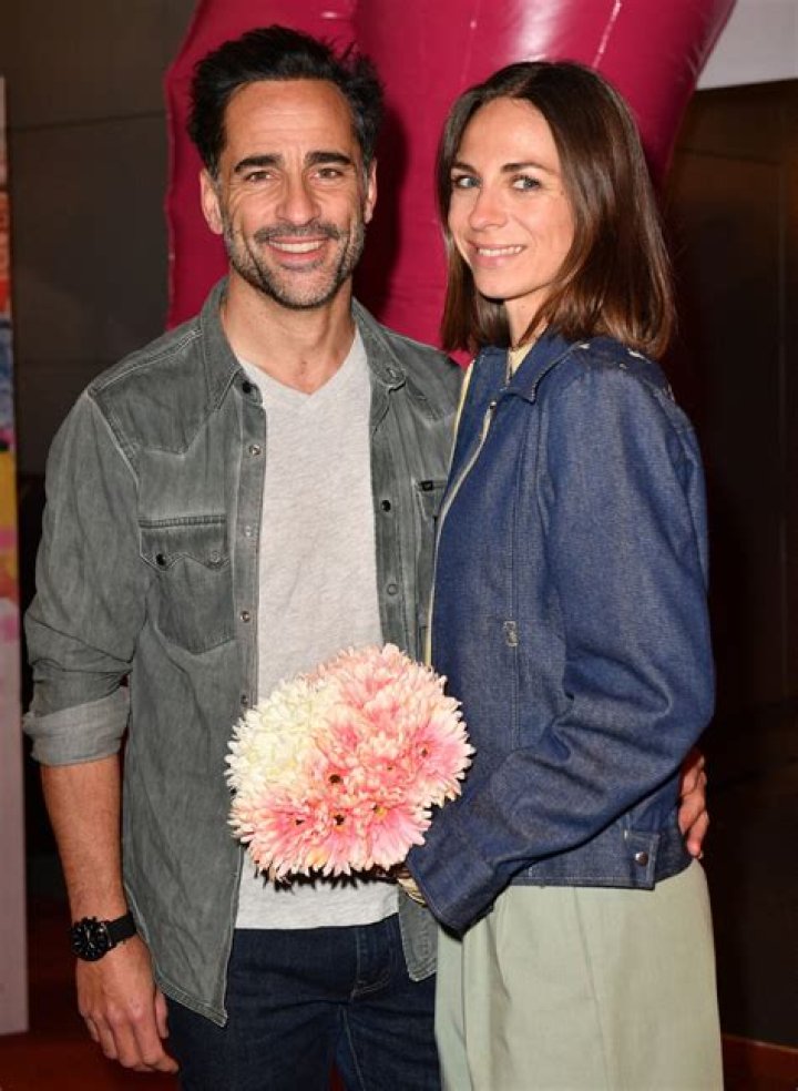 Florent Peyre Et Sa Compagne Virginie Florent Peyre Et Sa Compagne Virginie