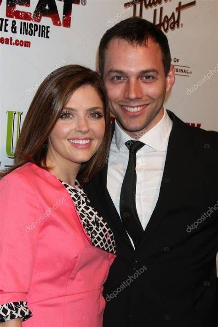 Jason Wayne, Jen Lilley's Husband