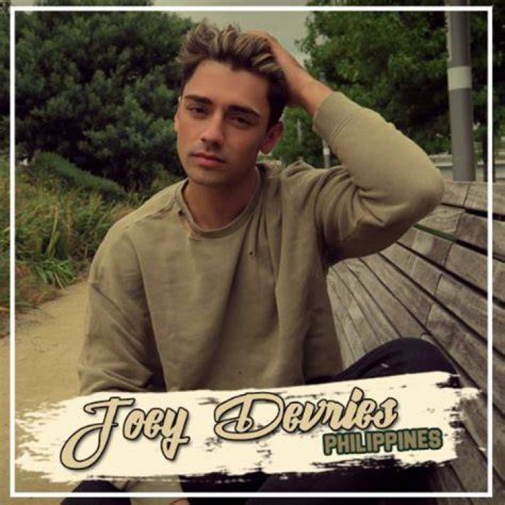 Joey Devries