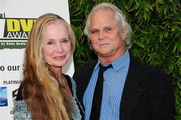 Lauren C. Shulkind, Tony Dow's Wife