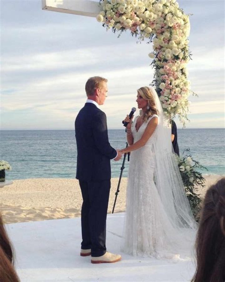 Michelle Beisner Married, Husband, Height, Wiki, Bio, Measurements Michelle Beisner and Joe buck