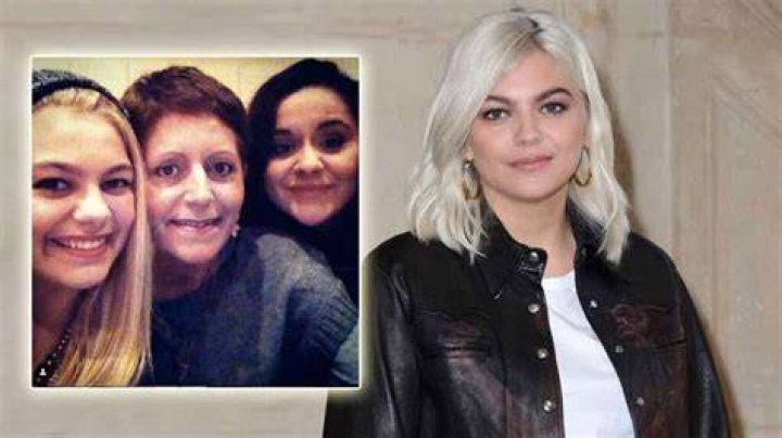 Mort Des Parents De Louane