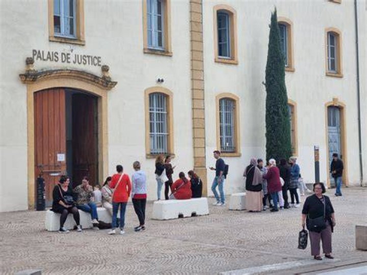 Roanne P&egrave;re Justice