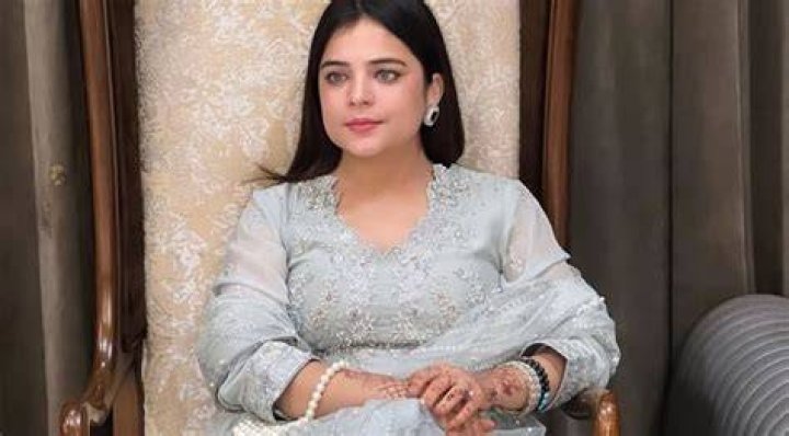 Saloni Khanna