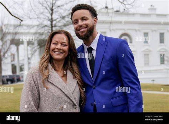 Sonya Curry