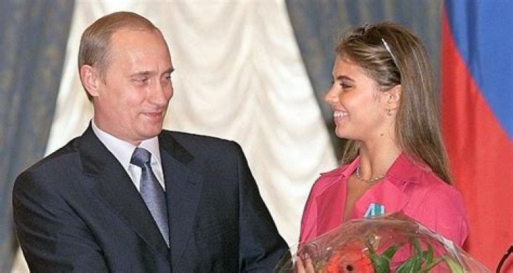 Vladimir Poutine Femme  